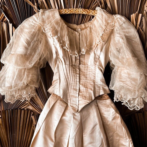 Antique 1830's Silk :Couture Wedding Gown Double Puff Sleeve Corset Bodice XXS - Picture 12 of 12